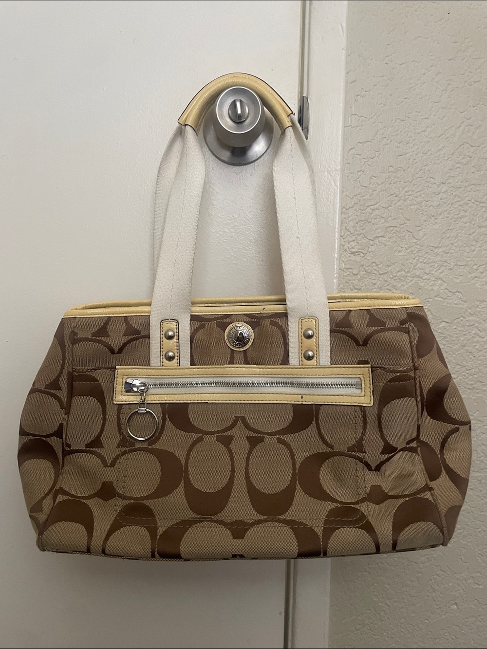 Coach Daisy Signature Tote